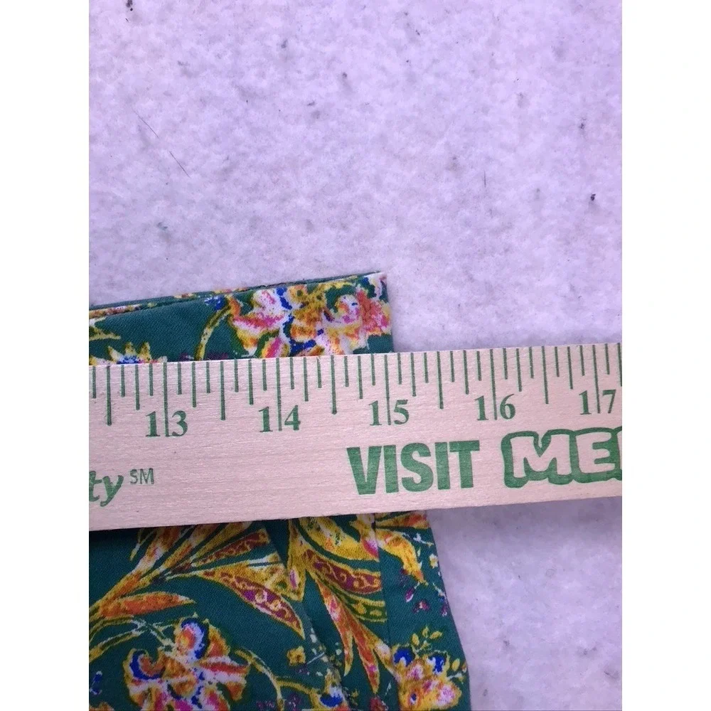 Marquis‎ Floral Shorts Womens 4 Green Excellent Tropical Botanical Stretch